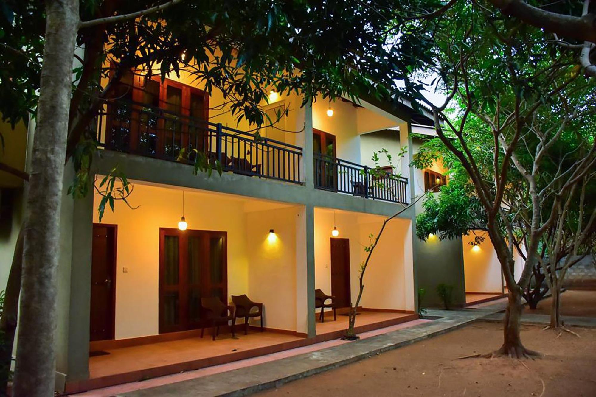 Tropicara Resort Σιγκιρίγια Εξωτερικό φωτογραφία