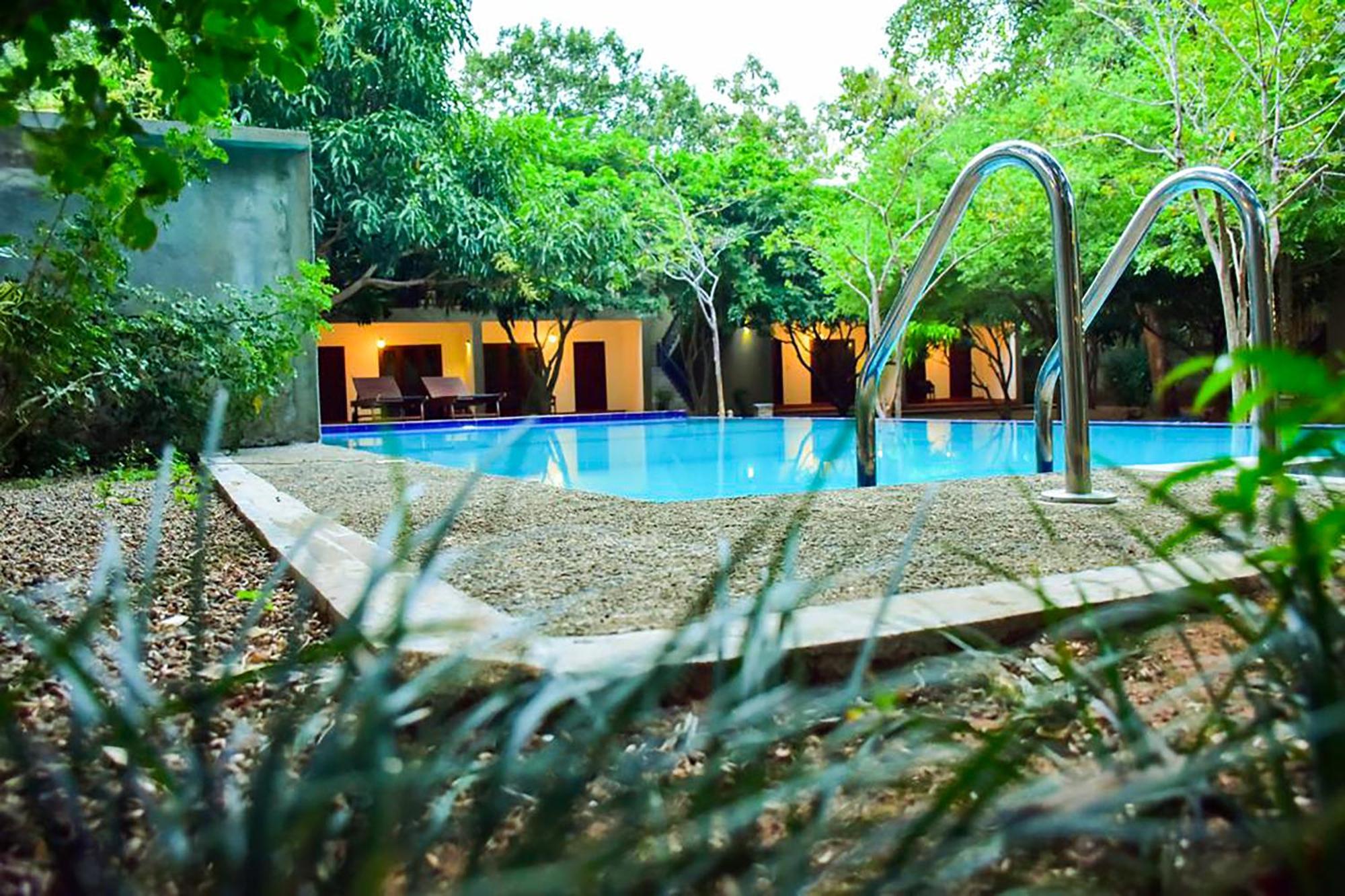 Tropicara Resort Σιγκιρίγια Εξωτερικό φωτογραφία