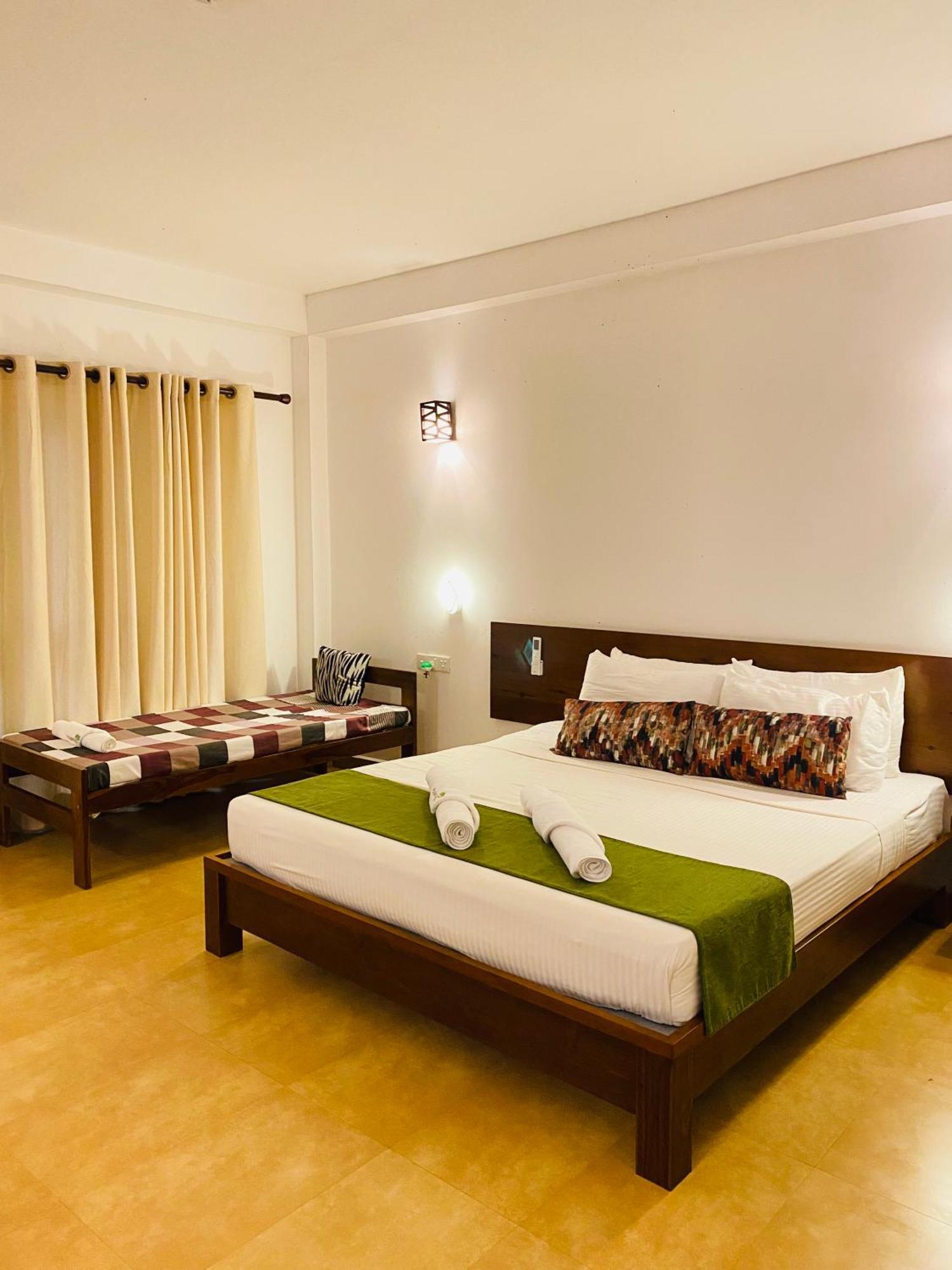 Tropicara Resort Σιγκιρίγια Δωμάτιο φωτογραφία