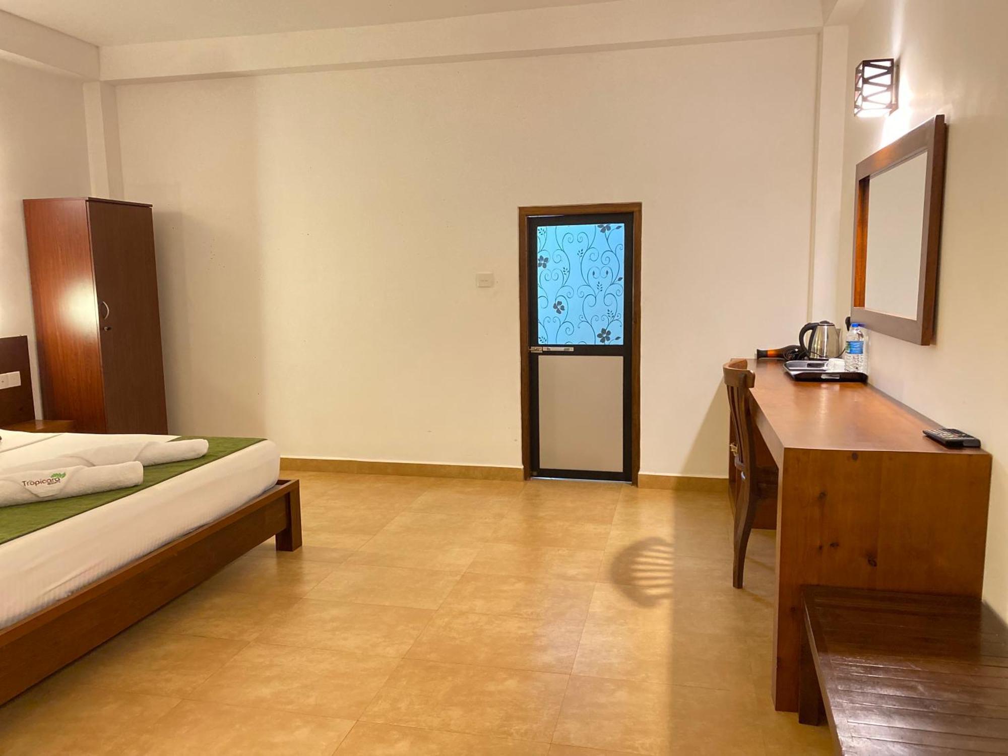 Tropicara Resort Σιγκιρίγια Εξωτερικό φωτογραφία