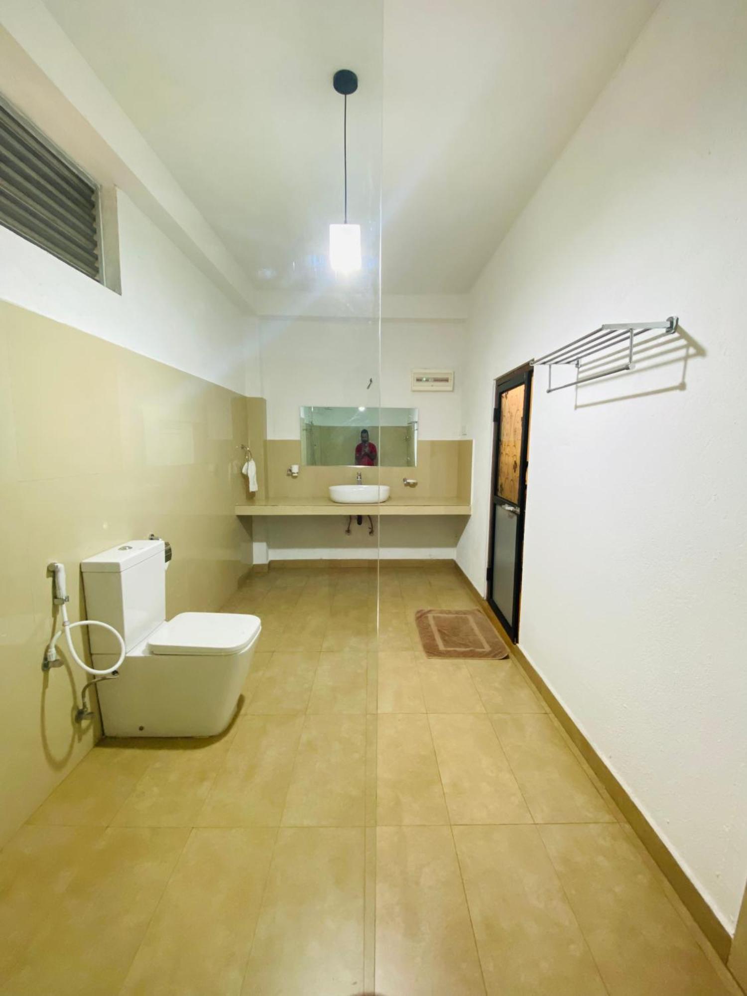 Tropicara Resort Σιγκιρίγια Εξωτερικό φωτογραφία