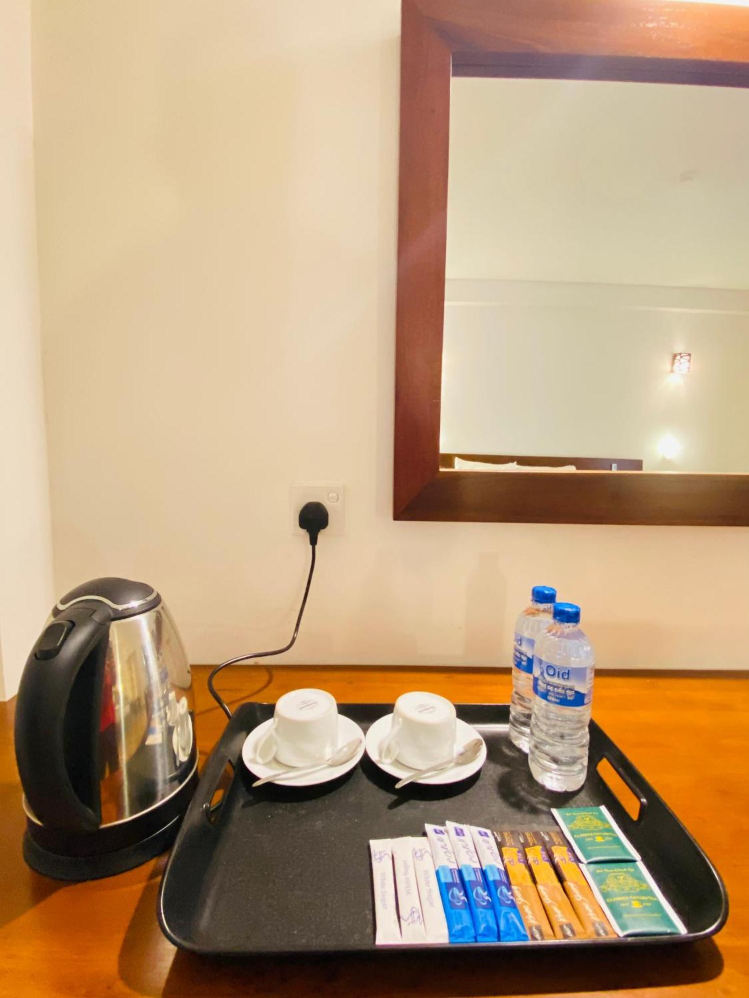 Tropicara Resort Σιγκιρίγια Εξωτερικό φωτογραφία